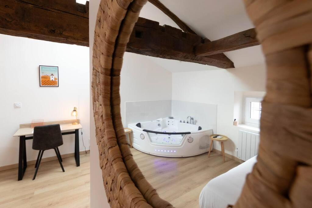 Cabana & L'Escapade Sud Maconnaise - Terrasse & Parking Apartment Екстериор снимка
