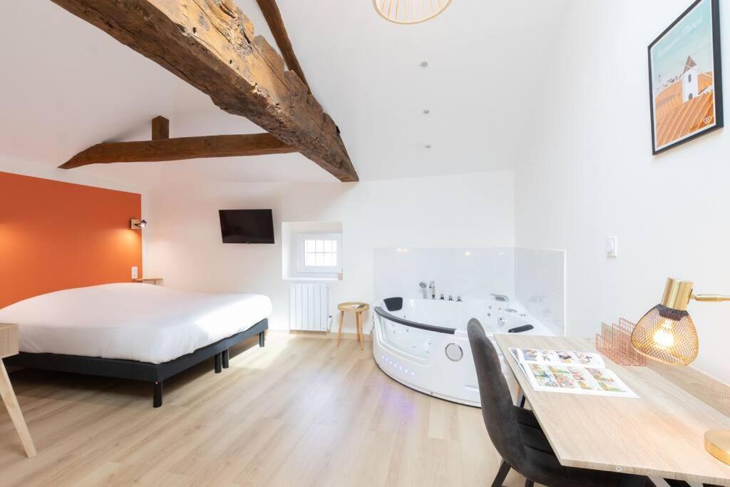 Cabana & L'Escapade Sud Maconnaise - Terrasse & Parking Apartment Екстериор снимка